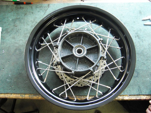 yamaha_xt1200z_4,25x17_Antriebseite.jpg
