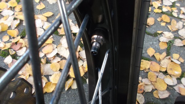 DSCF0367c.JPG (280.23 KiB) 5015 mal betrachtet Metalventil vorn