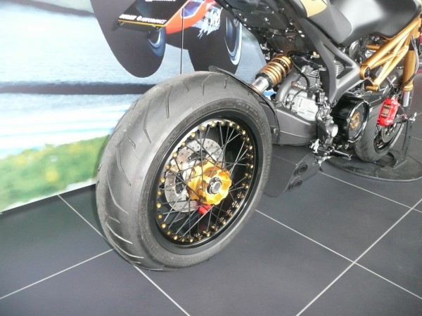 Custom-Ducati-1.JPG