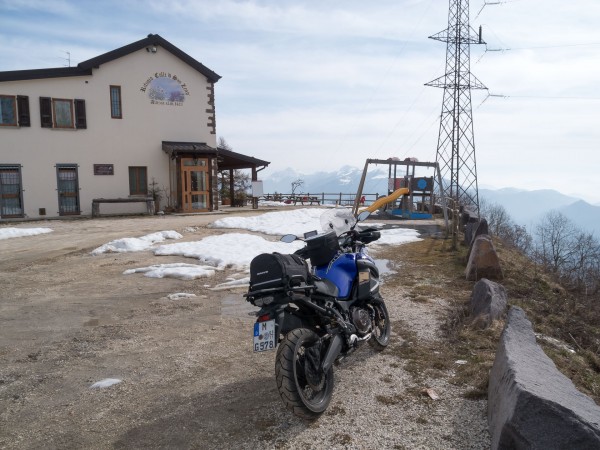 Tag 3, Tour Richtung Gardasee: Colle di San Zeno ist offiziell zu, aber befahrbar