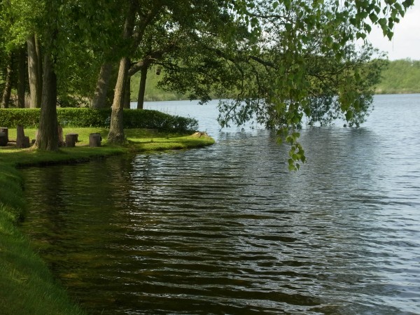 keine Ahnung, wie der See heisst....aber mir gefiel das Panorama...