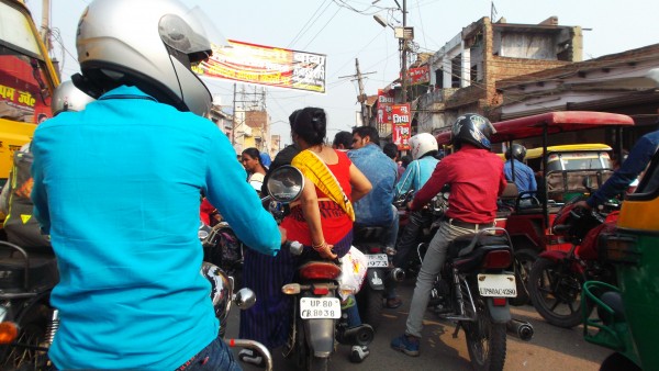 DSCF1988-Agra-Stadtverkehr.JPG
