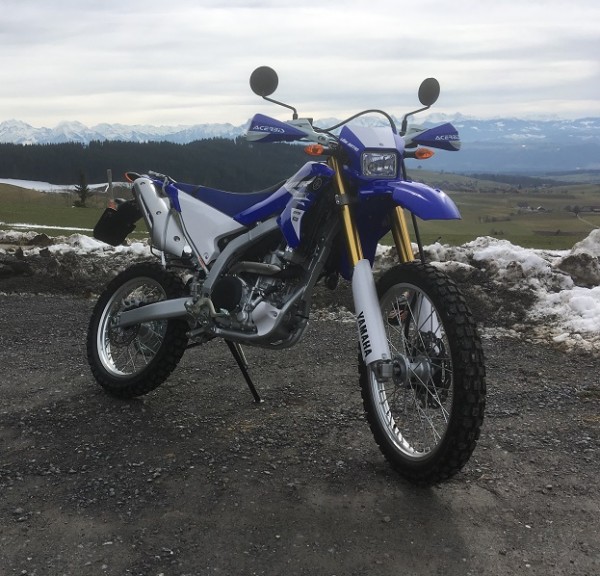 WR250R.jpg (167.72 KiB) 4033 mal betrachtet WR250R