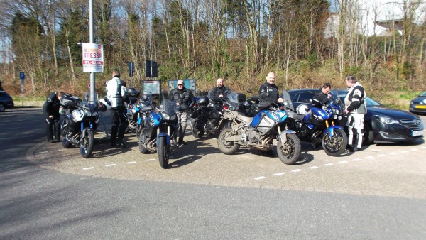 DSCF2117.JPG (247.27 KiB) 11279 mal betrachtet mobiler XT-Stammtisch