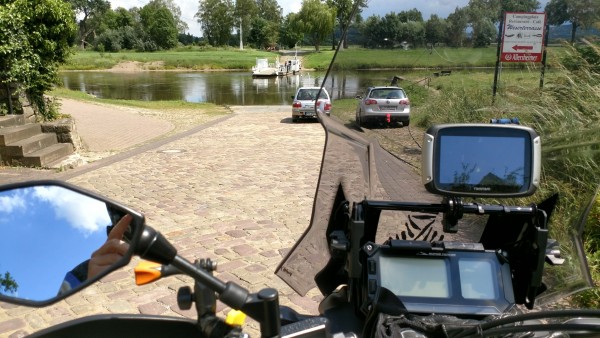 IMG_20170626_141623331_HDR.jpg (192.51 KiB) 4249 mal betrachtet Fähre in Polle