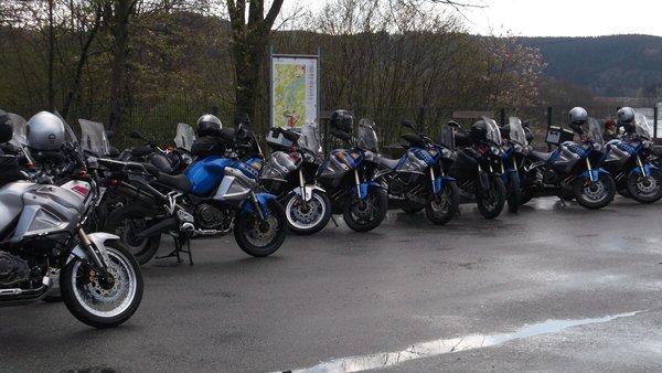 2012-04-22 022b.JPG (148.25 KiB) 6903 mal betrachtet Beeindruckend, obwohl nicht alle drauf sind.