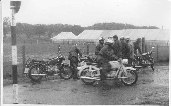 An den GrandStands-1964