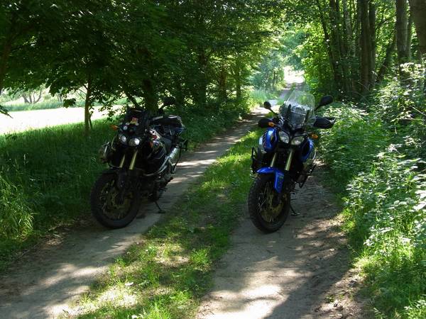 die 2 Dicken bei kurzer Pause...