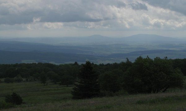 Von der Hochrhön Richtung Osten - die Gleichberge