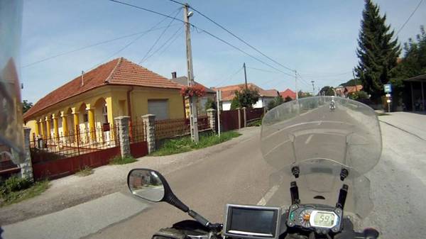 Tag-9-2.JPG (135.19 KiB) 3780 mal betrachtet neue Architektur