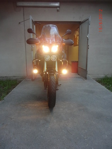 XT 1200 Z nach dem Einbau von Sturzbügel u. Microflooter