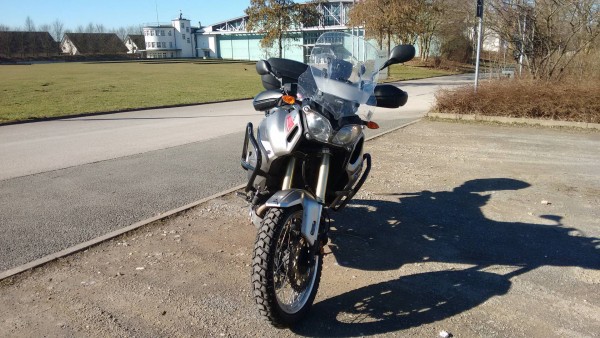 Hangar 21.jpg (426.54 KiB) 2895 mal betrachtet Hangar 21