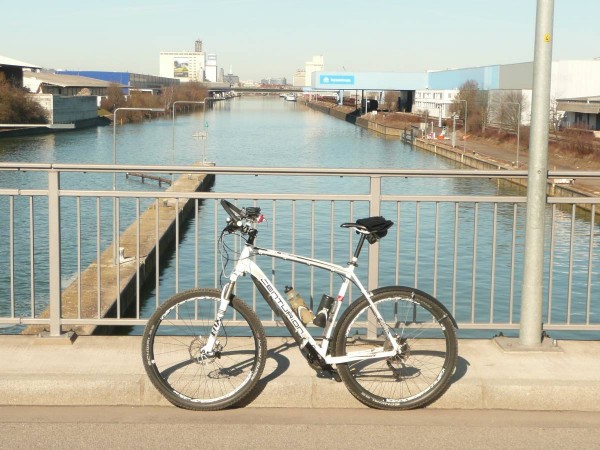 Neckar-b.Mettingen.JPG