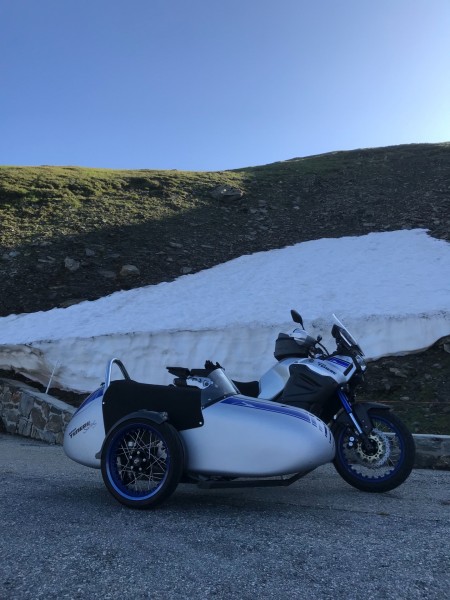 F0538B00-130D-4AD3-B11F-495BC9D2F599.jpeg (574.59 KiB) 2378 mal betrachtet Letzte Schneeresten am Nufenen