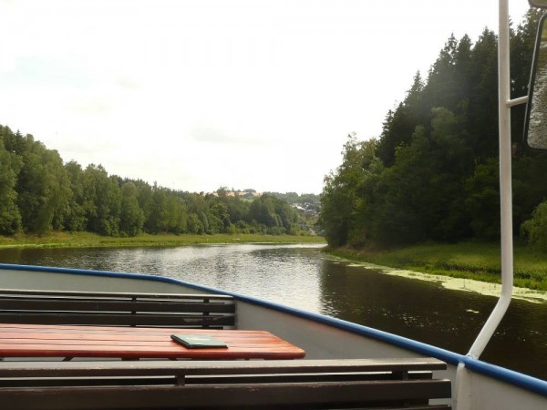 Talsperre mit Uferknick