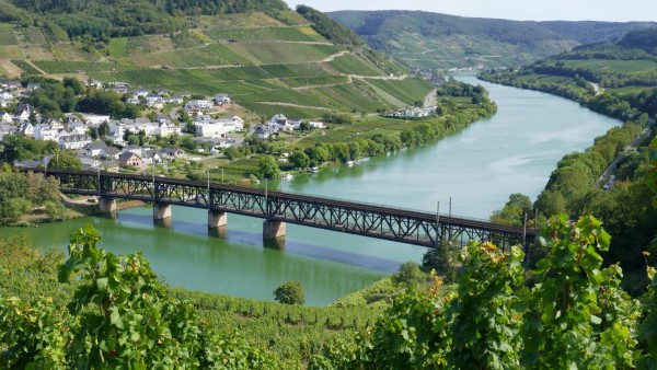 Doppelstockbrücke Bullay von Haus Waldfrieden