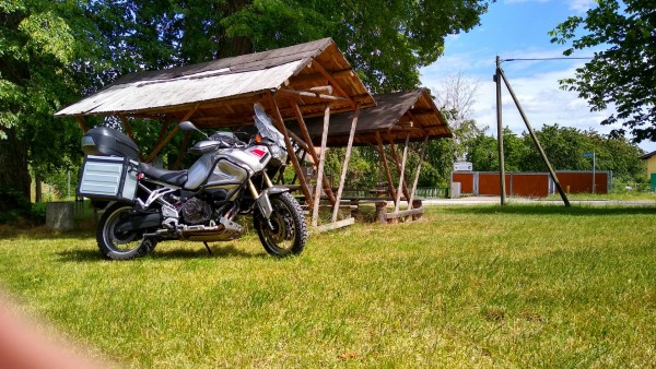 IMG_20200630_122243466_HDR.jpg (518.6 KiB) 2711 mal betrachtet Wienrode, Friedensplatz