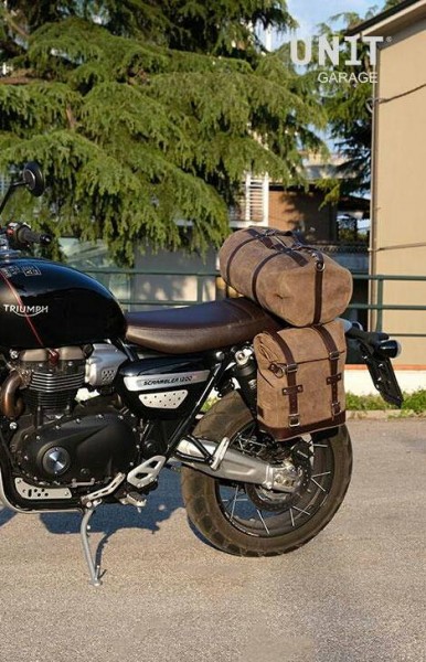 borsa_laterale_in_crosta_di_cuoio_telaio_sx_triumph_scrambler_1200_xc_xe_7-1.jpg