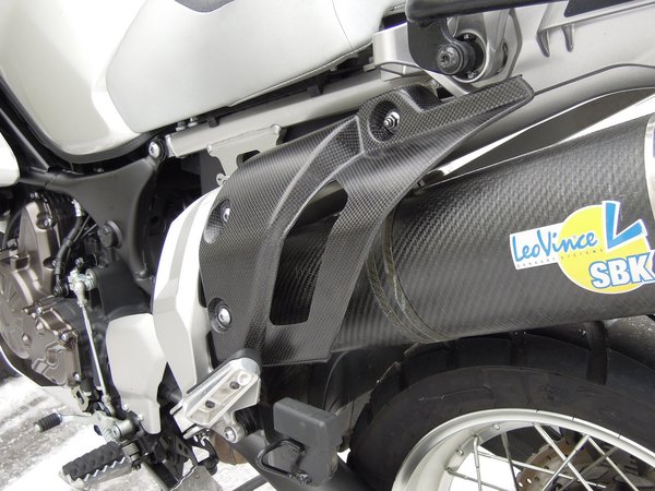 DSCN0906.JPG (137.98 KiB) 8620 mal betrachtet Schwarz ist natürlich auch optisch schlanker...