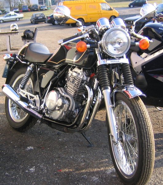 2004-03-Trophy-Front.jpg