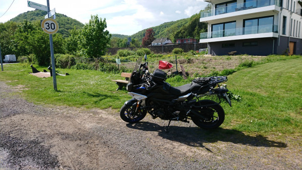 DSC_0808.JPG (921.54 KiB) 4356 mal betrachtet Fähranleger Bad Breisig