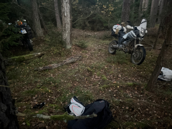 camphoto_758783491.jpeg