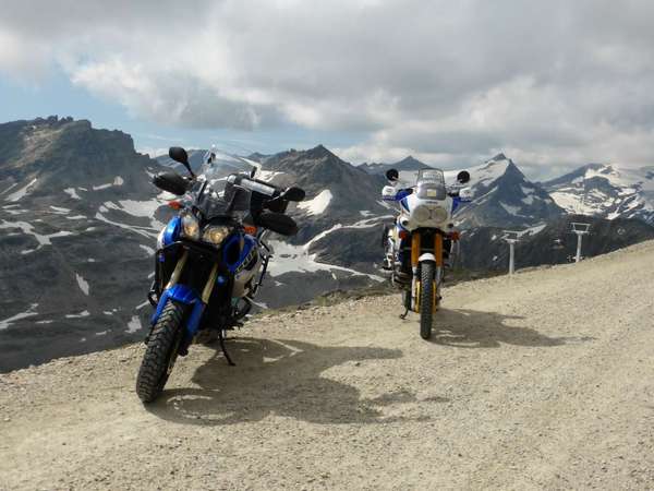 Supertenere 750 von Mario und Xt1200Z vor dem Sonnblick mit über 3100m