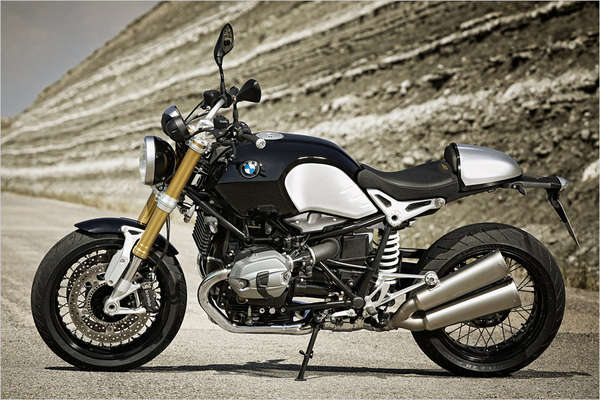 34692_bmw_xxx_13_motorrad_nine_t_8_big.jpg