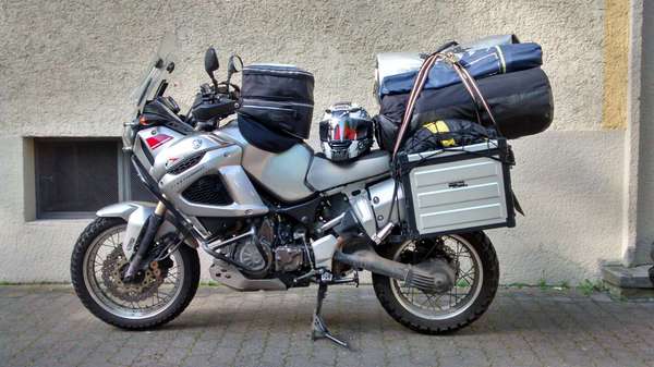 Vollbepackt vor der Abreise