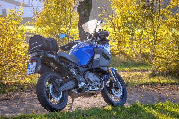 Schönes Motorrad ohne Burg Kipfenberg